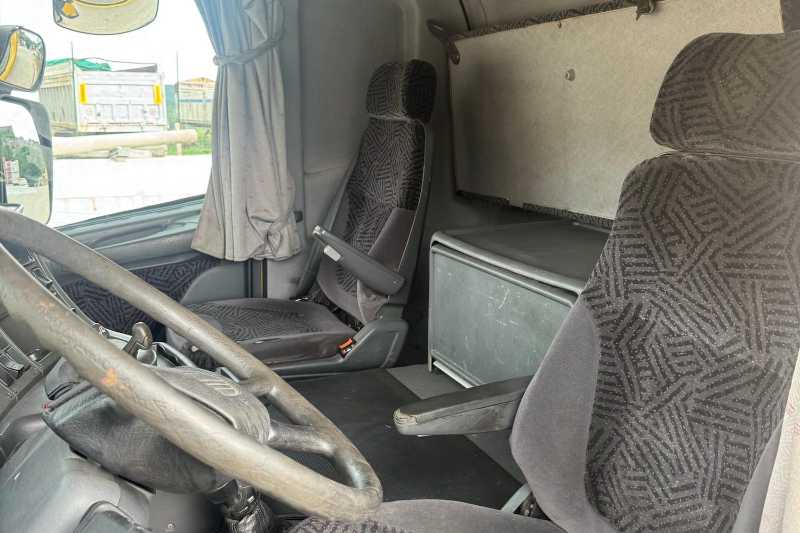 OmecoHub - Immagine SCANIA 124L-420